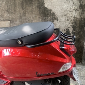 Baga Kiểu Sau Đen - Vespa LX 125